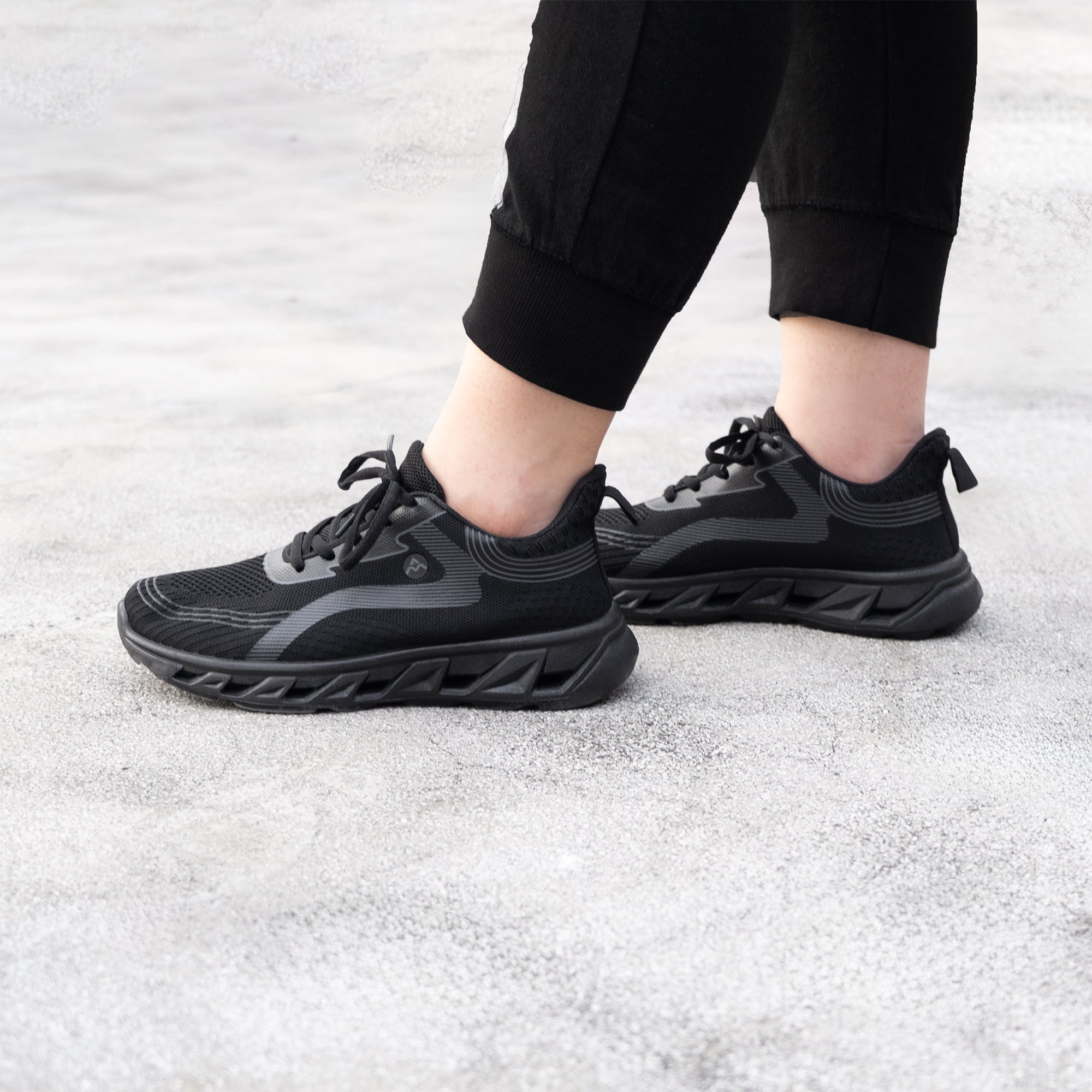 A&M Mens Comfortable Sports Trainers with Memory Foam Comfort Fit